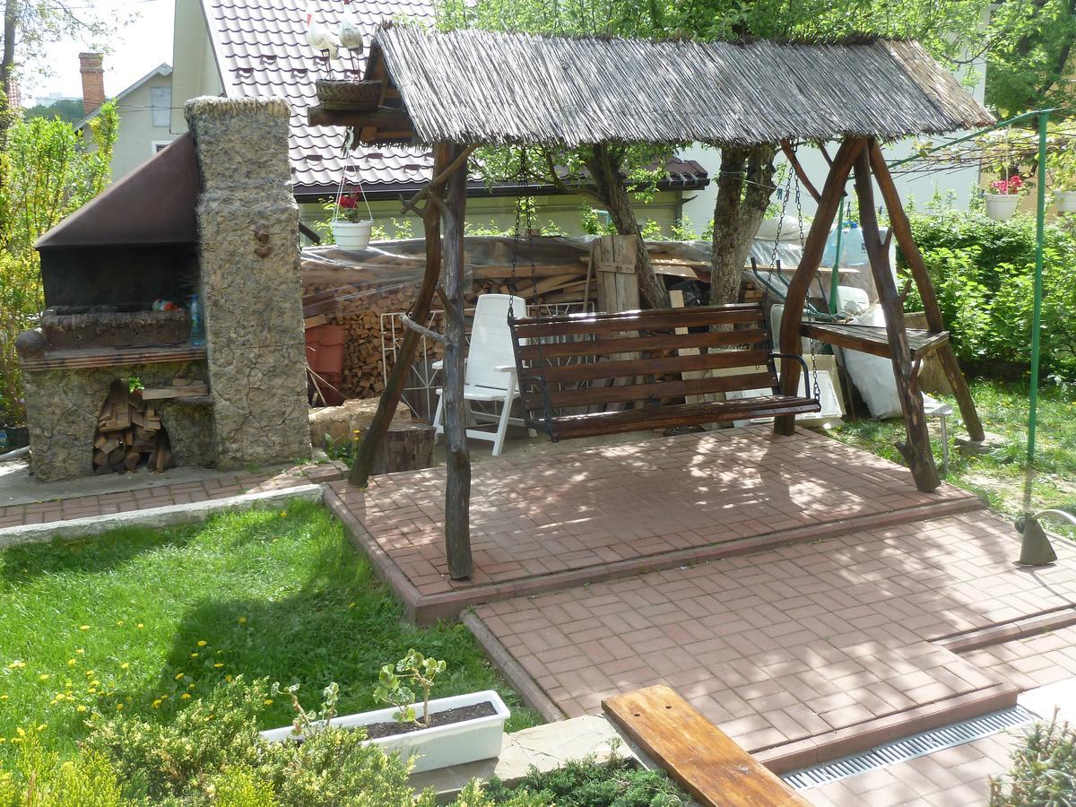 U Olgi Hotel Truskavets Exterior photo